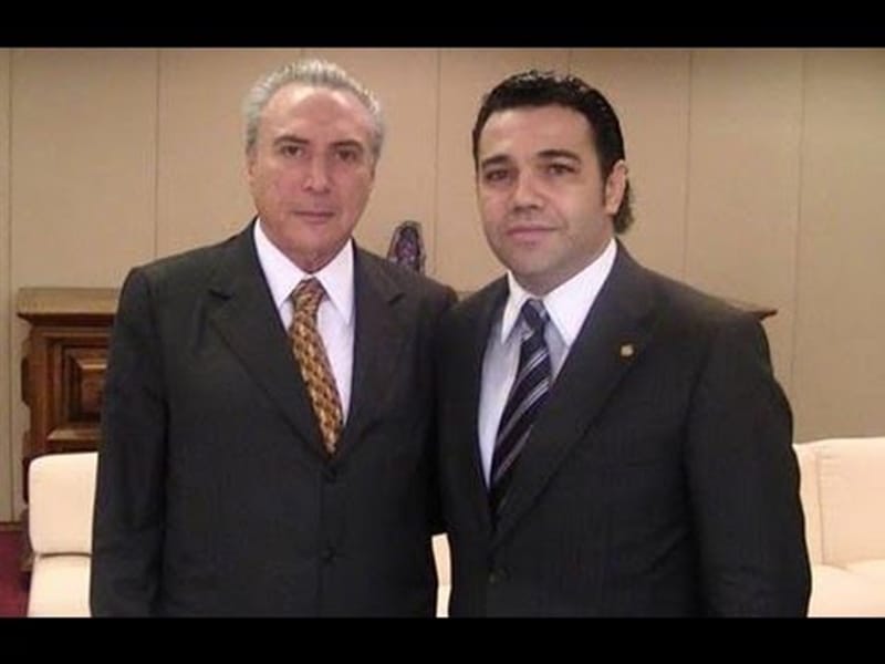 Disse bancada evangélica “Deus mandou votar a favor do Temer” ‘R$’