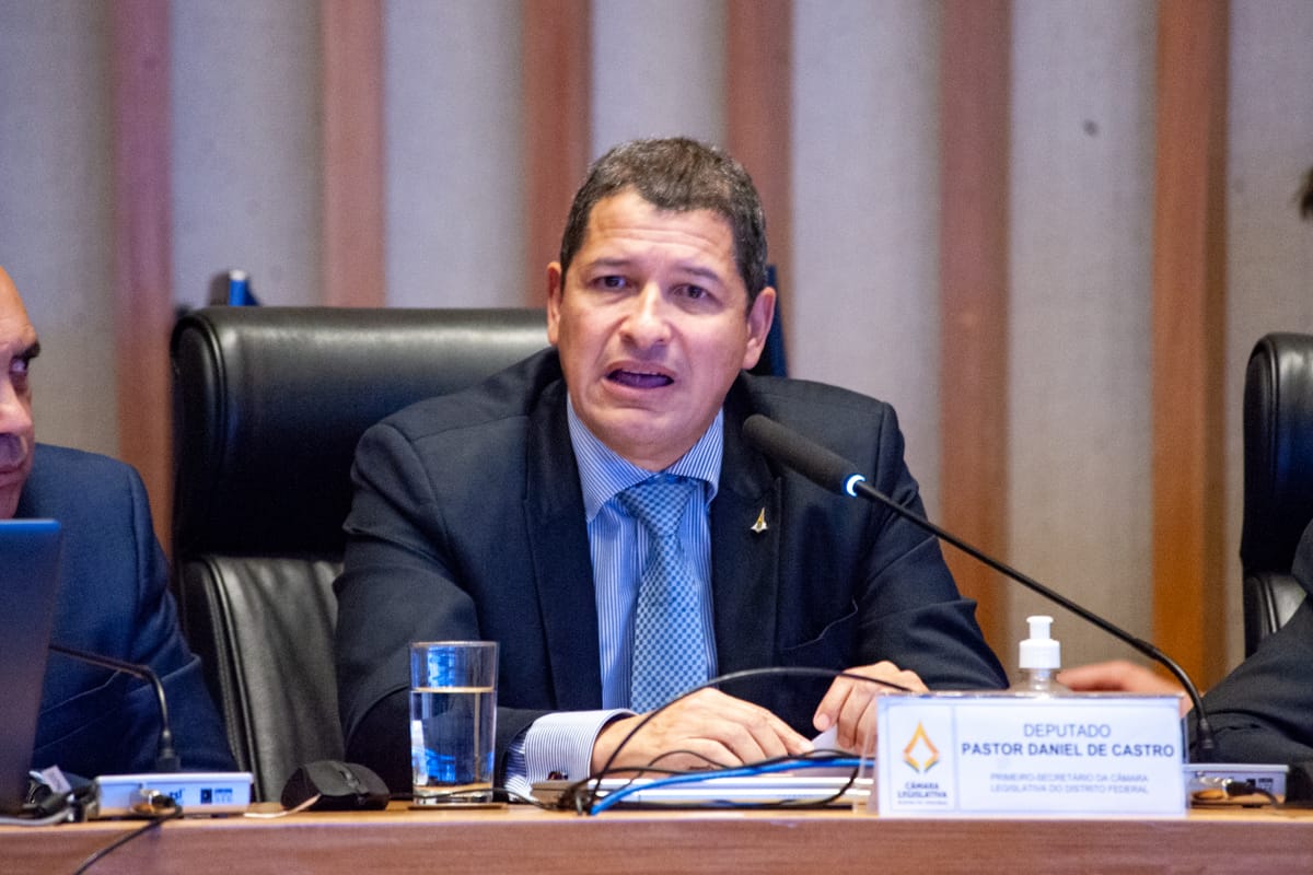 Secretário de segurança e deputados distritais debatem violência nas escolas